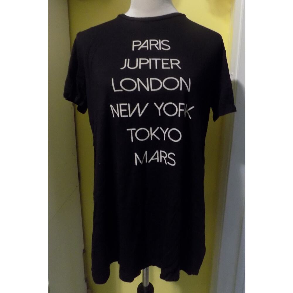 Forever 21 Black Top Shirt